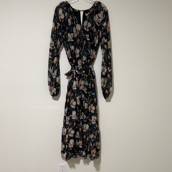 Ivy City Co Black Floral Long Sleeve Dress - Picture 3 of 8